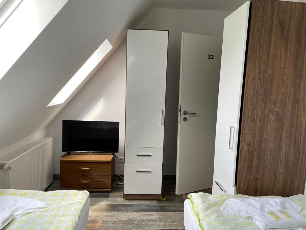 Gruener Baum Hotel Schömberg Eksteriør billede
