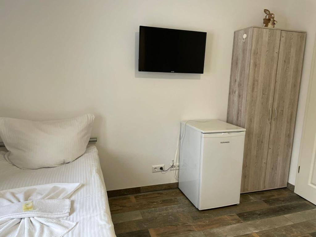 Gruener Baum Hotel Schömberg Eksteriør billede